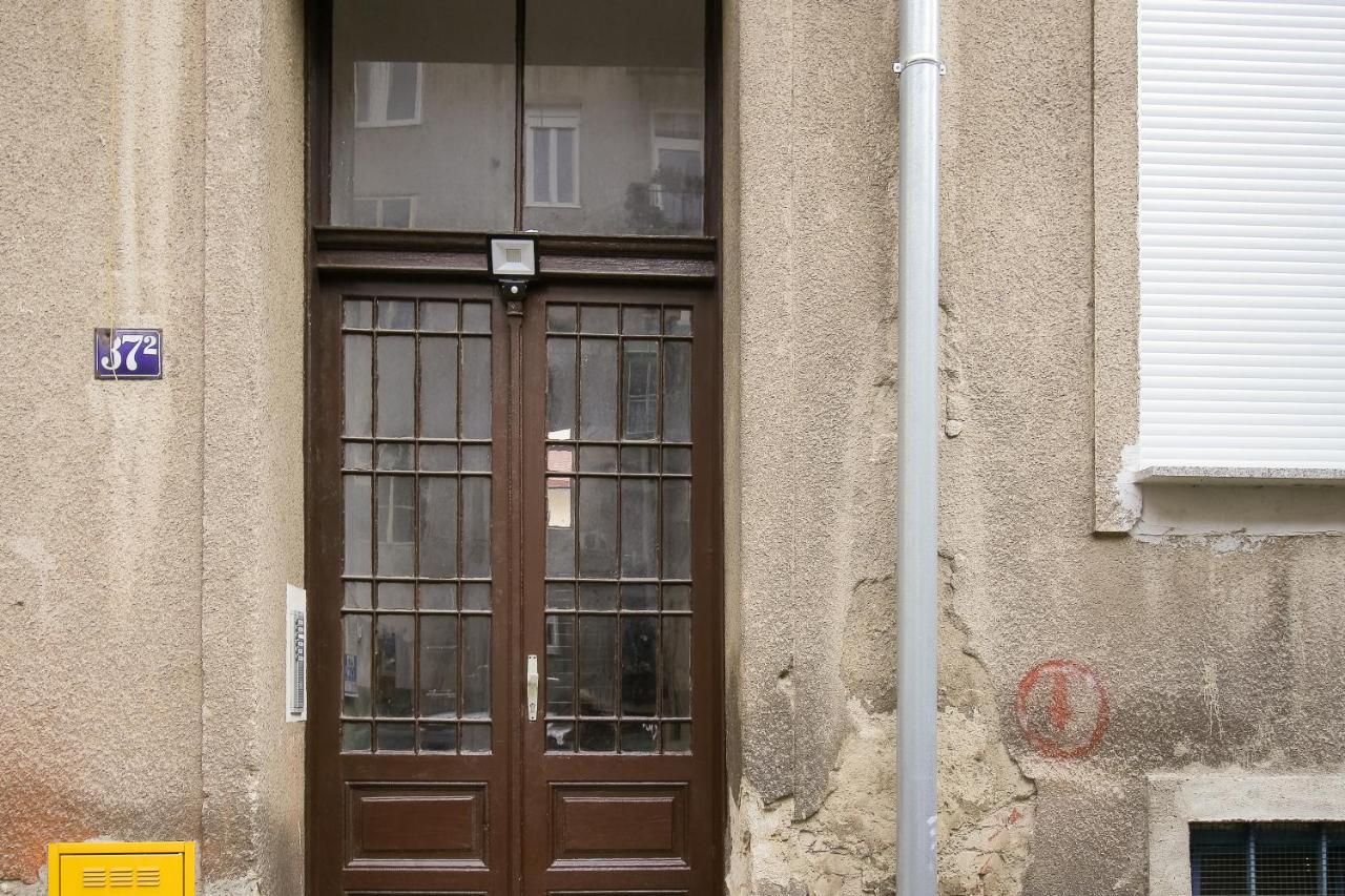 Apartment G37 Загреб Екстериор снимка